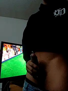 Snapshot of Torresmor chatting on 02/18/26, 02:40 Torresmor online show from 02/18/26, 02:40