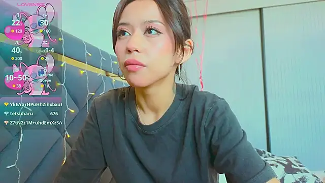 Mia Tin online show from 02/02/25, 07:52