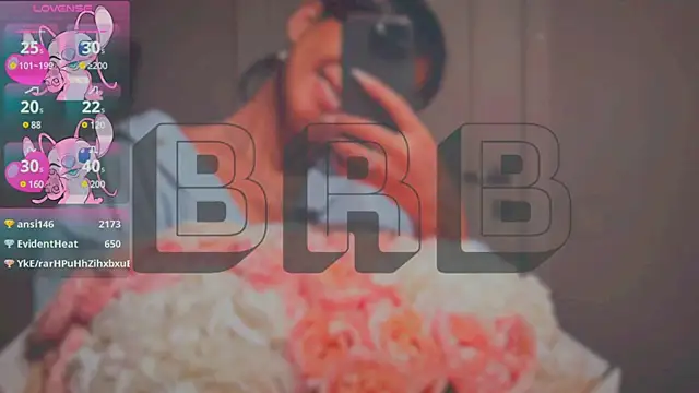 Mia Tin online show from 03/08/25, 06:43