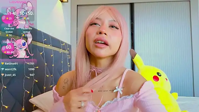 Mia Tin online show from 03/16/25, 10:33