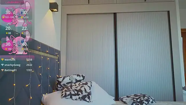 Mia Tin online show from 03/20/25, 11:49