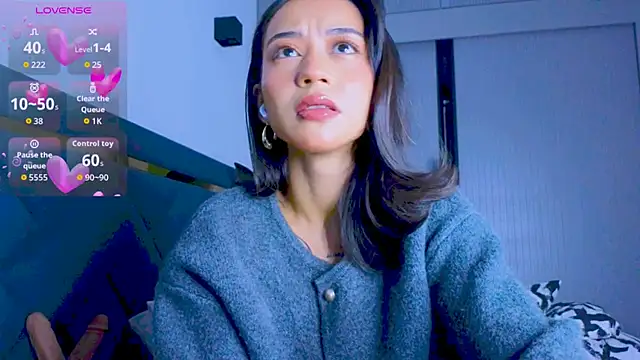 Mia Tin online show from 09/19/25, 02:51