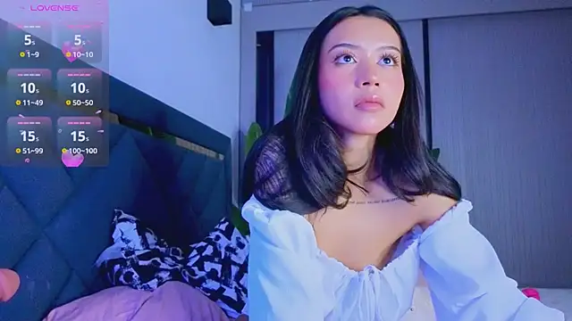 Snapshot of Mia_Tin chatting on 02/22/26, 04:05 Mia Tin online show from 02/22/26, 04:05