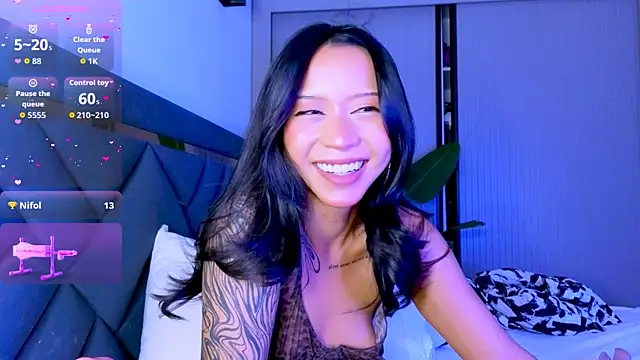 Snapshot of Mia_Tin chatting on 07/18/26, 06:56 Mia Tin online show from 07/18/26, 06:56
