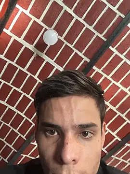 brianor89 online show from 10/18/25, 05:35