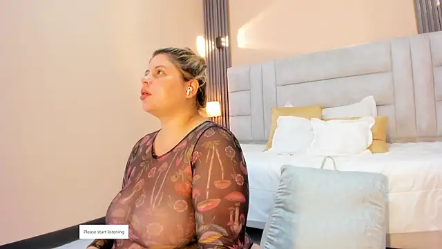 EYMI TOMSOM online show from 11/24/25, 10:37