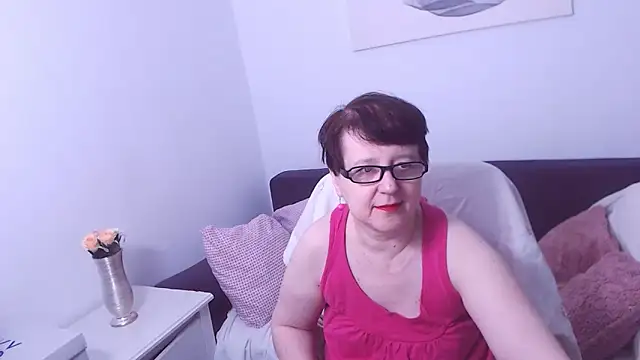 ChristaRose online show from 09/19/25, 05:57