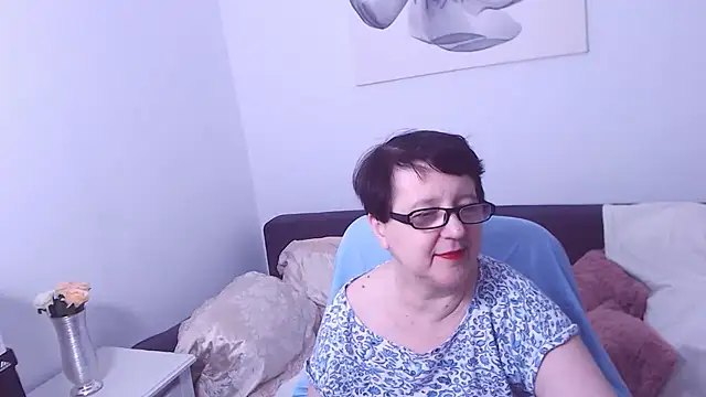 ChristaRose online show from 10/18/25, 11:16