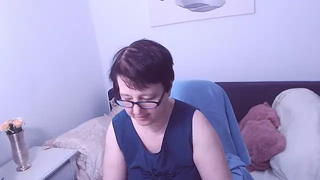 ChristaRose online show from 11/02/25, 12:57