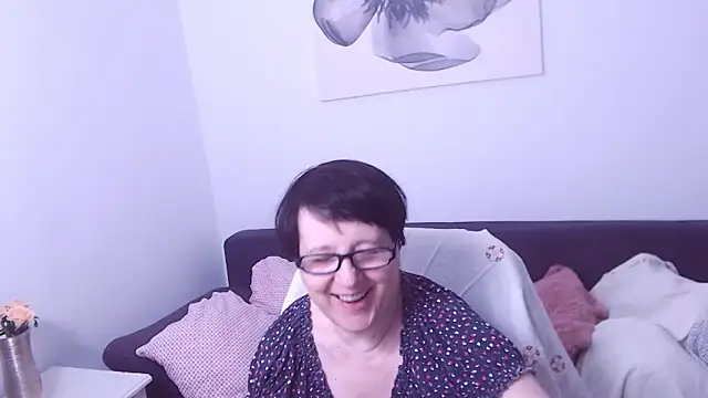 ChristaRose online show from 03/18/26, 09:29