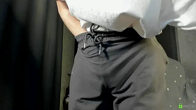 Courtney Luv online show from 10/14/25, 04:08