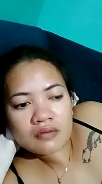 amariaxxx388 online show from 02/09/25, 11:46