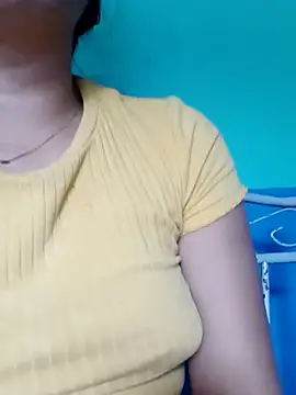 amariaxxx388 online show from 03/04/25, 12:50