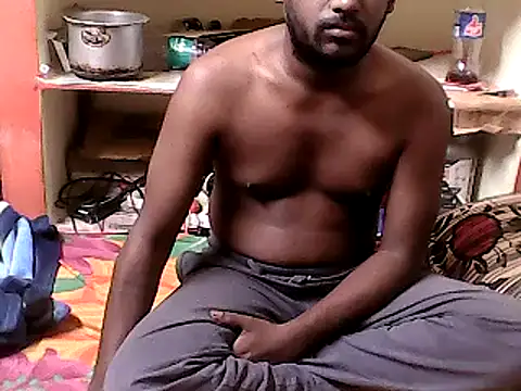 Snapshot of Slavebottombdsm09 chatting on 01/21/25, 10:41 Slavebottombdsm09 online show from 01/21/25, 10:41