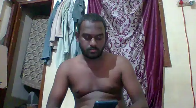 Snapshot of Slavebottombdsm09 chatting on 01/24/25, 06:56 Slavebottombdsm09 online show from 01/24/25, 06:56