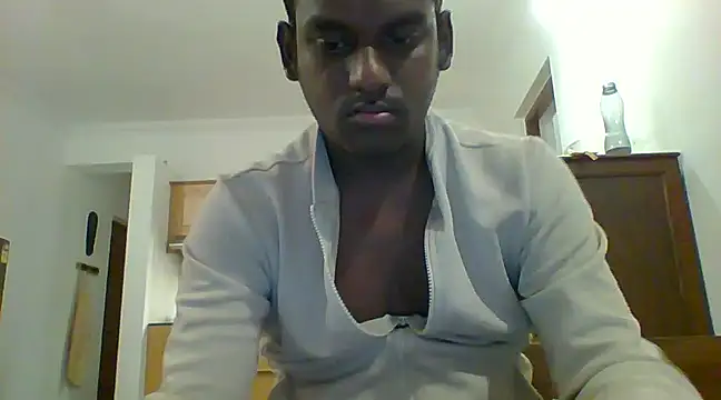 Snapshot of Slavebottombdsm09 chatting on 02/08/25, 02:38 Slavebottombdsm09 online show from 02/08/25, 02:38