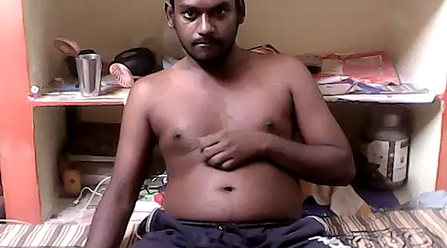 Snapshot of Slavebottombdsm09 chatting on 02/22/25, 03:34 Slavebottombdsm09 online show from 02/22/25, 03:34