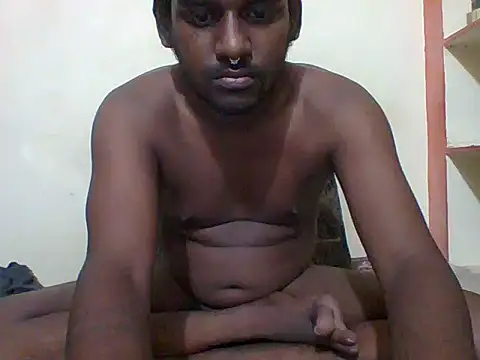 Snapshot of Slavebottombdsm09 chatting on 06/06/26, 08:02 Slavebottombdsm09 online show from 06/06/26, 08:02