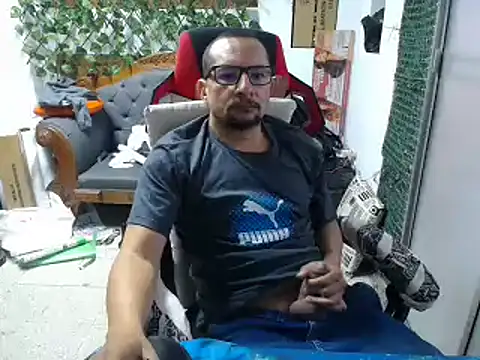 Snapshot of alexam_gal@xh chatting on 01/14/25, 03:15 alexam galxh online show from 01/14/25, 03:15