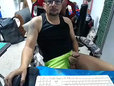 Snapshot of alexam_gal@xh chatting on 03/06/25, 11:53 alexam galxh online show from 03/06/25, 11:53