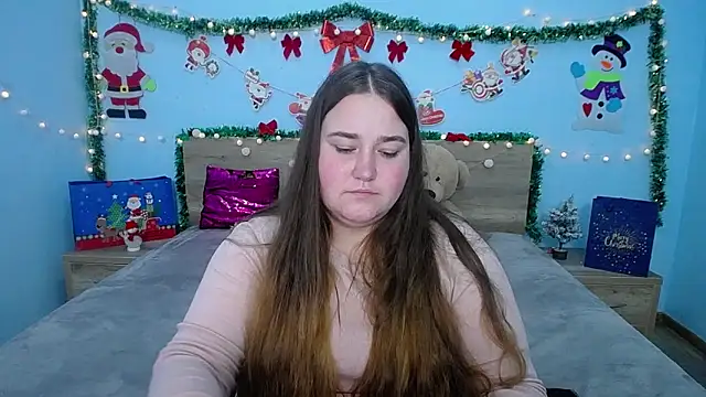 Snapshot of XX_Daniella_XX chatting on 12/12/24, 02:04 XX Daniella XX online show from 12/12/24, 02:04