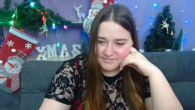 Snapshot of XX_Daniella_XX chatting on 12/18/24, 07:19 XX Daniella XX online show from 12/18/24, 07:19