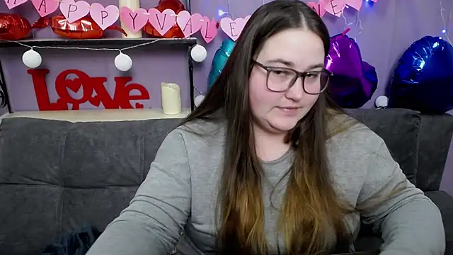 Snapshot of XX_Daniella_XX chatting on 02/12/25, 01:27 XX Daniella XX online show from 02/12/25, 01:27