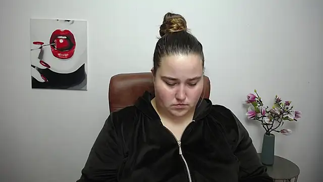 Snapshot of XX_Daniella_XX chatting on 10/15/25, 06:24 XX Daniella XX online show from 10/15/25, 06:24