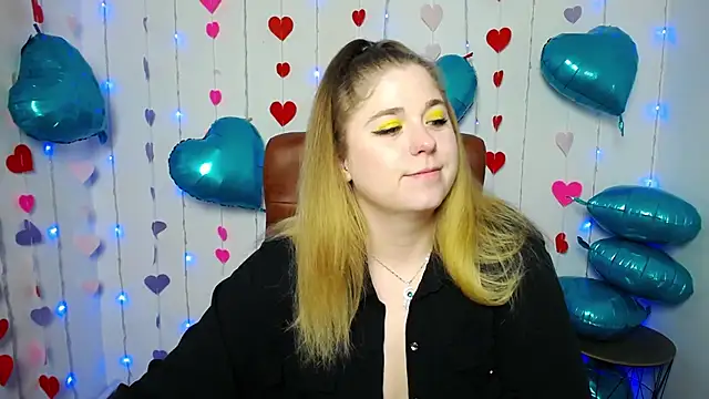 Snapshot of JessikaDaniel chatting on 02/04/25, 10:10 JessikaDaniel online show from 02/04/25, 10:10