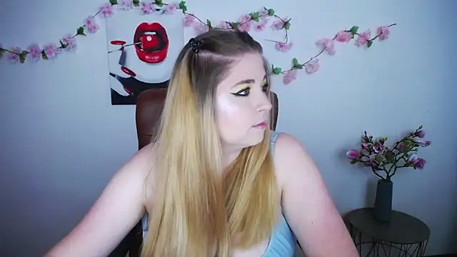 Snapshot of JessikaDaniel chatting on 11/10/25, 07:29 JessikaDaniel online show from 11/10/25, 07:29