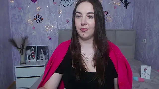 Snapshot of KaleyReed chatting on 02/10/25, 10:53 KaleyReed online show from 02/10/25, 10:53
