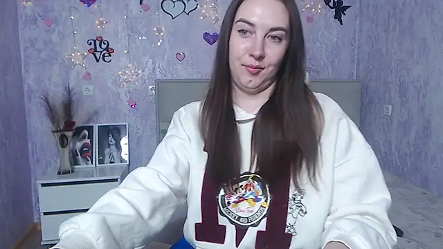 Snapshot of KaleyReed chatting on 02/23/25, 01:32 KaleyReed online show from 02/23/25, 01:32