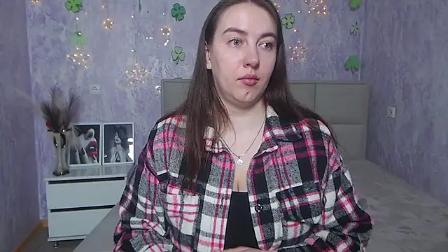 Snapshot of KaleyReed chatting on 03/16/25, 11:05 KaleyReed online show from 03/16/25, 11:05