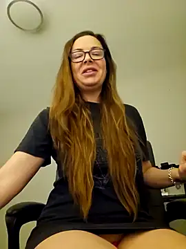 Snapshot of RebeccaXO_ chatting on 02/09/25, 03:22 RebeccaXO online show from 02/09/25, 03:22