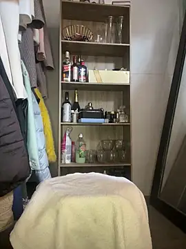 Snapshot of DulceMya6 chatting on 01/19/25, 09:13 DulceMya6 online show from 01/19/25, 09:13