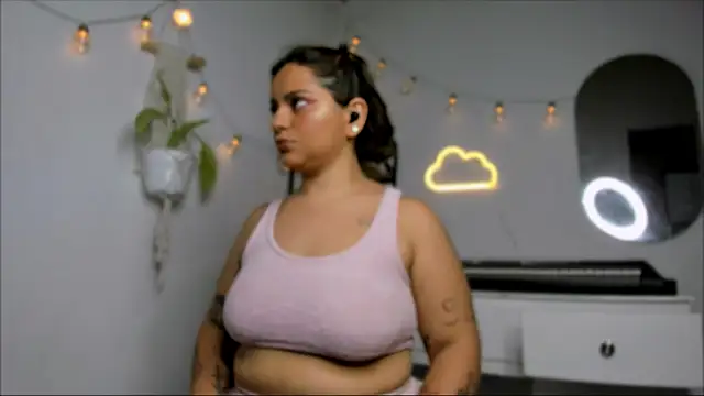 susy angel online show from 12/29/24, 03:11