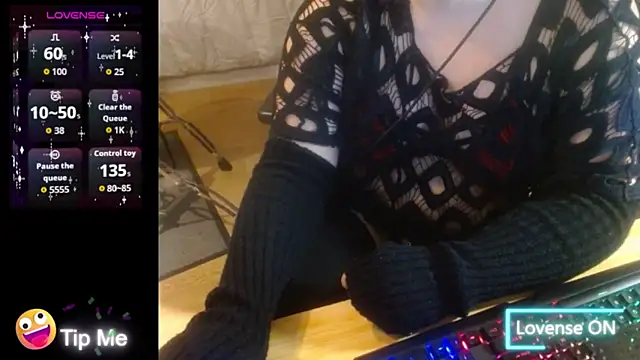 elisacoquineoff online show from 03/25/26, 06:52