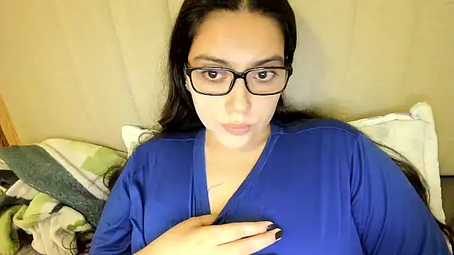 Snapshot of roniewester chatting on 06/28/26, 11:00 roniewester online show from 06/28/26, 11:00
