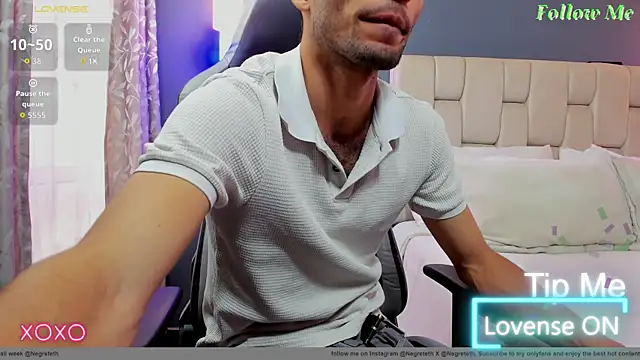 Snapshot of Luis_Negreteth chatting on 11/17/25, 08:14 Luis Negreteth online show from 11/17/25, 08:14