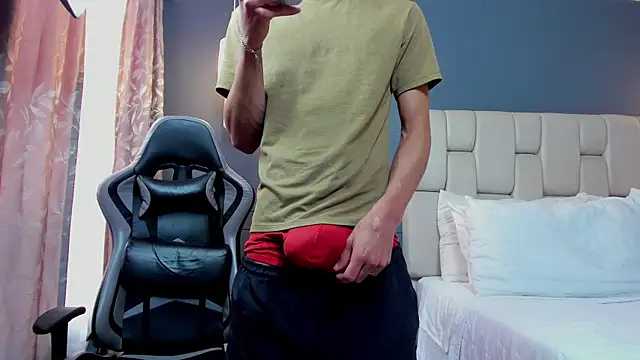 Snapshot of Luis_Negreteth chatting on 11/26/25, 08:21 Luis Negreteth online show from 11/26/25, 08:21