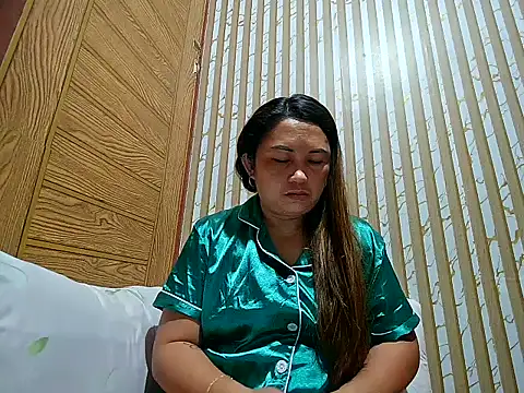 LalaiAsian online show from 03/18/26, 09:29