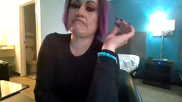 Snapshot of Allie_Austyn chatting on 11/15/25, 07:49 Allie Austyn online show from 11/15/25, 07:49