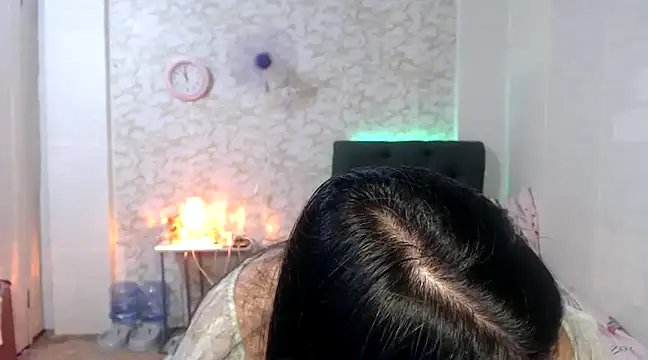 Hebefemme online show from 02/08/25, 03:00