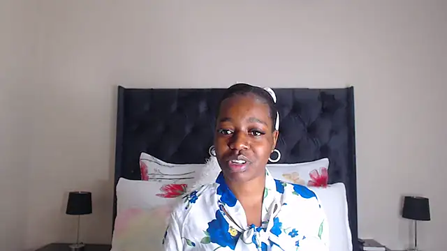 Sexynaughty Gal online show from 02/17/26, 09:10