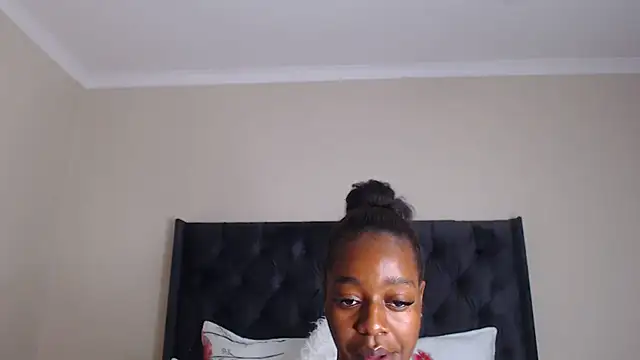 Sexynaughty Gal online show from 02/19/26, 09:55