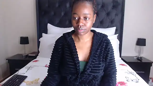 Sexynaughty Gal online show from 04/14/26, 10:16