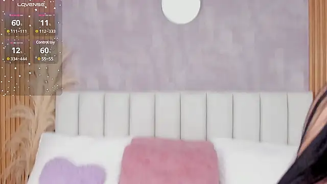 Snapshot of Skcarlet_beckett chatting on 12/18/24, 01:02 Skcarlet beckett online show from 12/18/24, 01:02