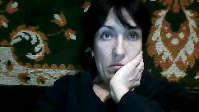 SunnyAmorre online show from 10/30/25, 08:53