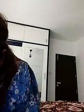 Srishtijain51 online show from 02/02/25, 07:35