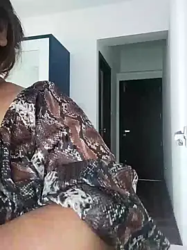 Srishtijain51 online show from 02/08/25, 10:50